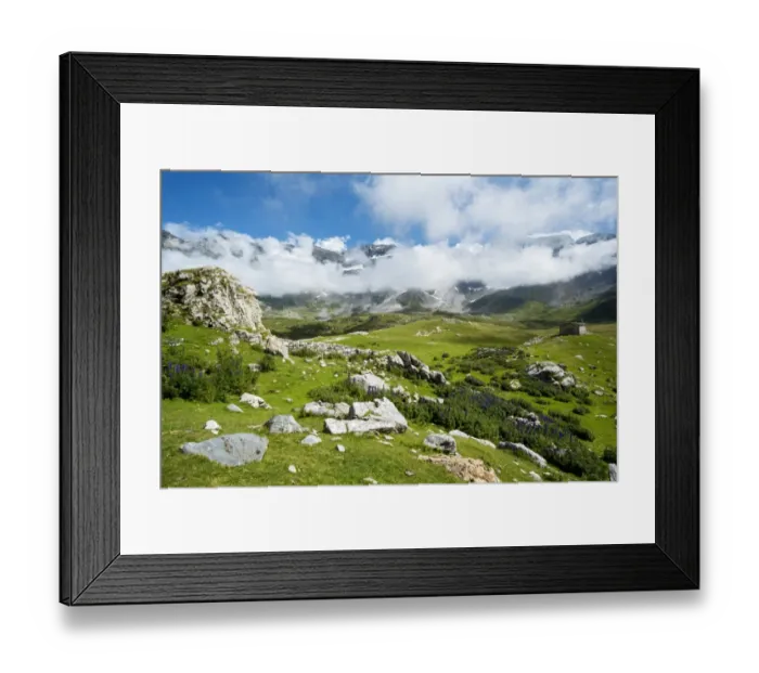 Framed Print : The Cirque De Troumouse, Hautes Pyrenees, Midi Pyrenees, France Framed Print : The Cirque De Troumouse, Hautes Pyrenees, Midi Pyrenees, France