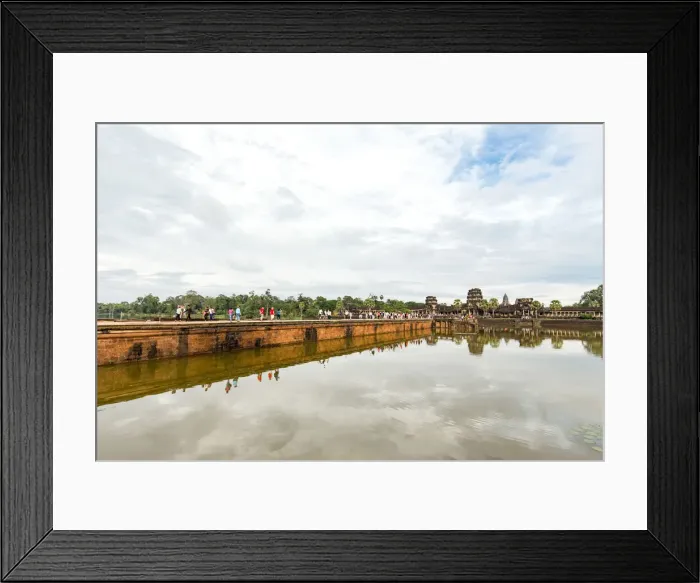 Framed Print : The bridge to Angkor Wat, Cambodia Framed Print : The bridge to Angkor Wat, Cambodia