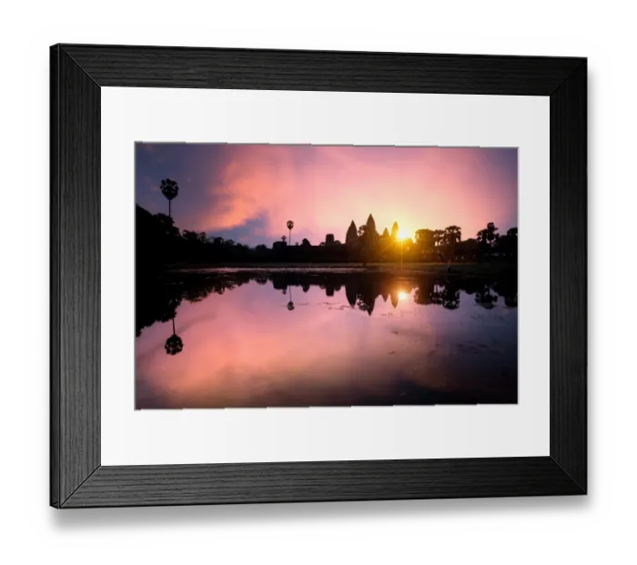 Framed Print : Angkor wat in silhouette Framed Print : Angkor wat in silhouette