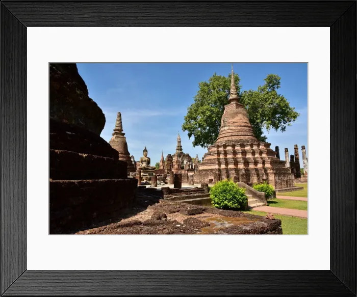 Framed Print : stupa at wat mahathat Sukhothai Thailand, Asia Framed Print : stupa at wat mahathat Sukhothai Thailand, Asia