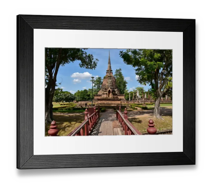 Framed Print : Wat Sa Si Sukhothai temple Thailand, Asia Framed Print : Wat Sa Si Sukhothai temple Thailand, Asia