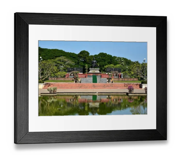 Framed Print : King Ramkhamhaeng Monument Sukhothai Thailand, Asia Framed Print : King Ramkhamhaeng Monument Sukhothai Thailand, Asia