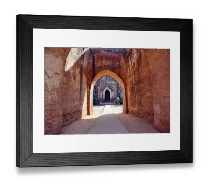Framed Print : Dhamma Yan Gyi entry Temple, Bagan, unesco ruins Myanmar. Asia Framed Print : Dhamma Yan Gyi entry Temple, Bagan, unesco ruins Myanmar. Asia