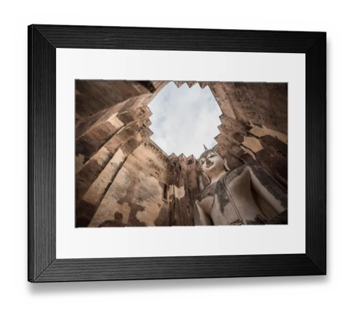 Framed Print : Wat Si Chum in Sukhothai Historical Park, Thailand Framed Print : Wat Si Chum in Sukhothai Historical Park, Thailand