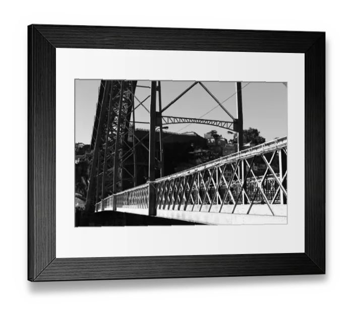 Framed Print : Dom LuAis I Bridge in Porto, Portugal Framed Print : Dom LuAis I Bridge in Porto, Portugal