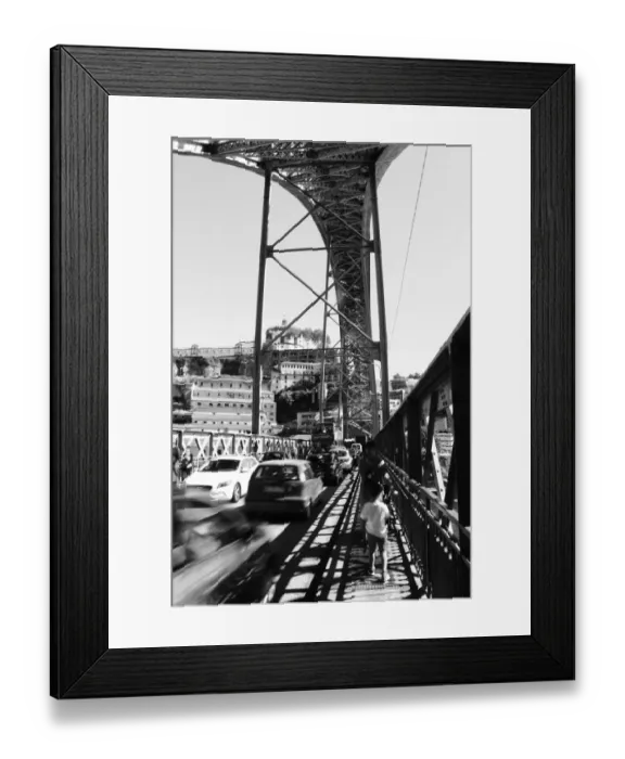 Framed Print : Dom LuAis I Bridge in Porto, Portugal Framed Print : Dom LuAis I Bridge in Porto, Portugal