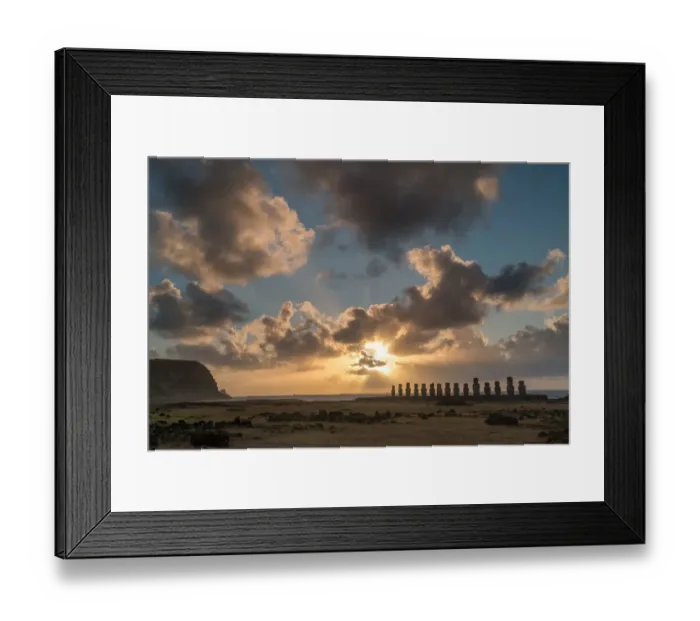 Framed Print : Lone monolithic giant stone Moai statue looking out to sea at Tongariki, Rapa Nui (Easter Island), UNESCO World Heritage Site, Chile, South America Framed Print : Lone monolithic giant stone Moai statue looking out to sea at Tongariki, Rapa Nui (Easter Island), UNESCO World Heritage Site, Chile, South America