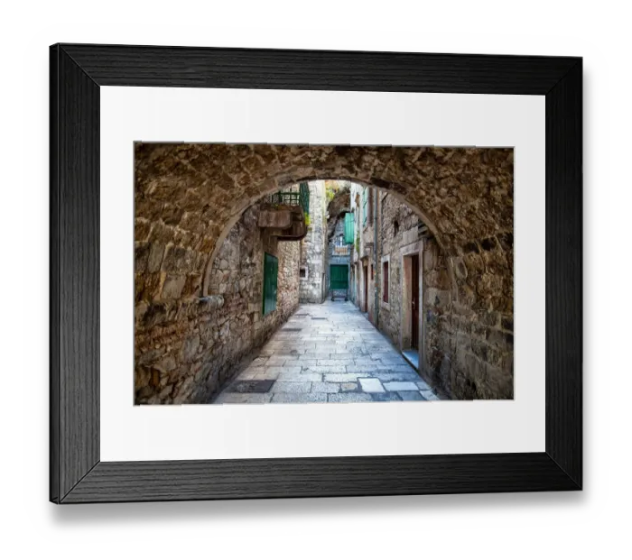Framed Print : Narrow Street Framed Print : Narrow Street