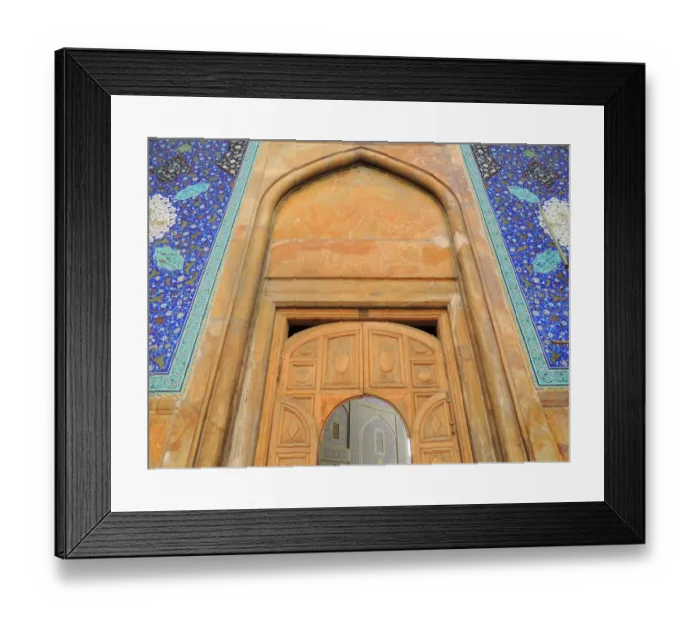 Framed Print : Open gate to Islam - beautiful mosque entrance, Isfahan, Iran Framed Print : Open gate to Islam - beautiful mosque entrance, Isfahan, Iran