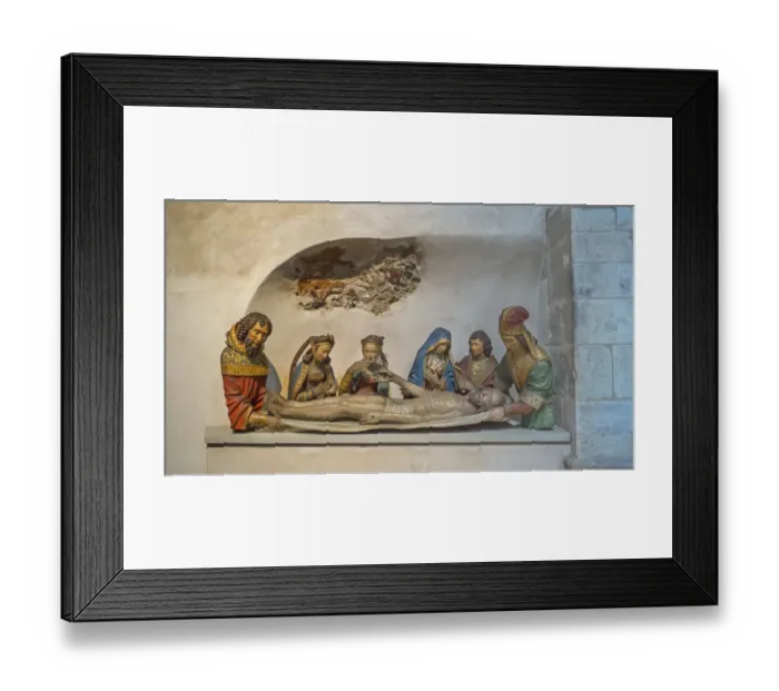 Framed Print : Sculpure of Jesus Christ at Church Wall Framed Print : Sculpure of Jesus Christ at Church Wall