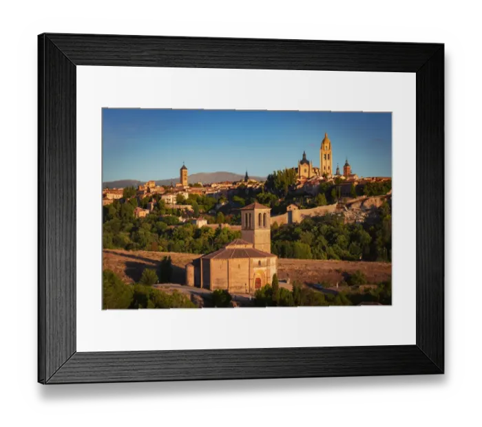 Framed Print : Panoramic view of Segovia illuminated by the setting sun, Spain Framed Print : Panoramic view of Segovia illuminated by the setting sun, Spain
