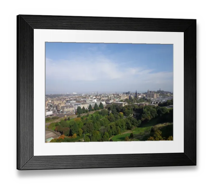 Framed Print : Overview on Edinburgh, Calton Hill and Waverley Station, Edinburgh, Scotland, United Kingdom