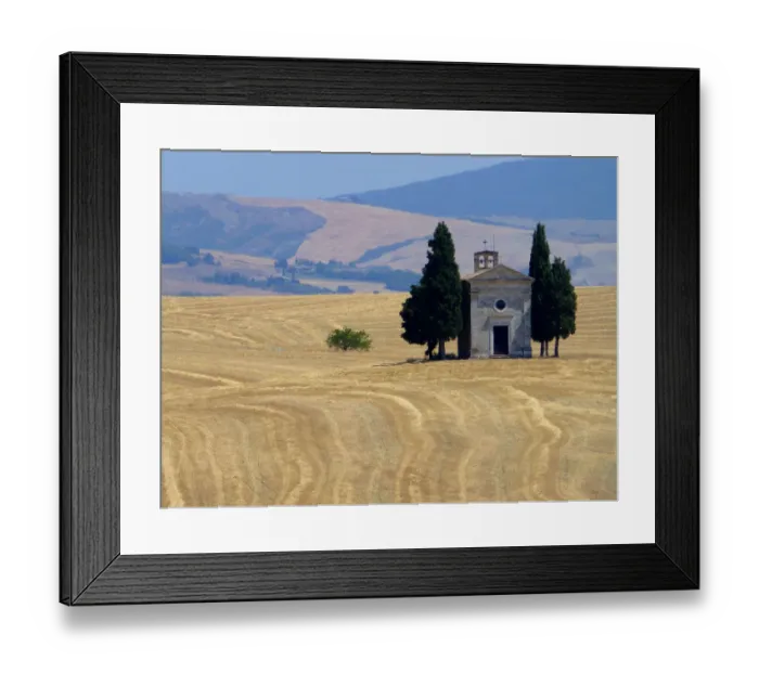 Framed Print : Tuscan landscape with the Capella di Vitaleta Framed Print : Tuscan landscape with the Capella di Vitaleta