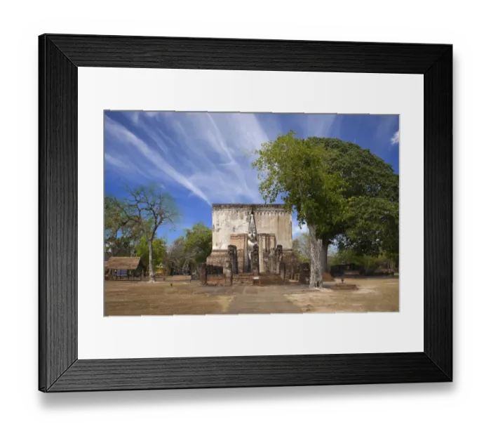 Framed Print : Wat Si Chum, Sukothai historical park Framed Print : Wat Si Chum, Sukothai historical park