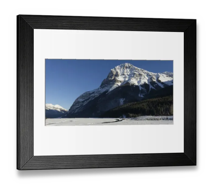 Framed Print : Snow in winter, Yoho National Park Framed Print : Snow in winter, Yoho National Park