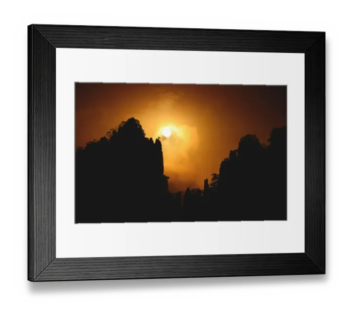 Framed Print : Huangshan sunrise sillhouette Framed Print : Huangshan sunrise sillhouette