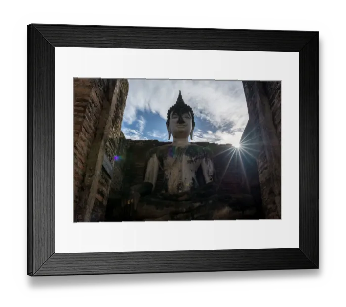 Framed Print : Wat Si Chum (temple) in Sukhothai historical park, Sukhothai, Thailand Framed Print : Wat Si Chum (temple) in Sukhothai historical park, Sukhothai, Thailand