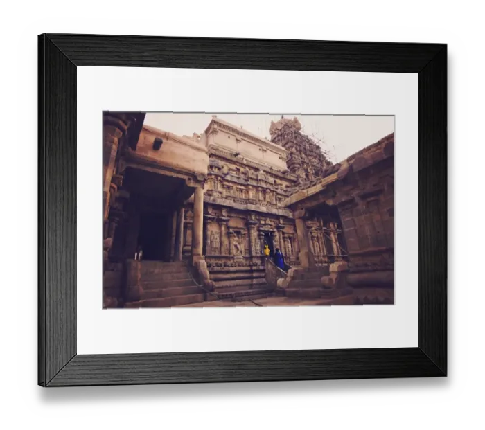 Framed Print : Prayer at Darasuram Airavateswarar Temple Framed Print : Prayer at Darasuram Airavateswarar Temple