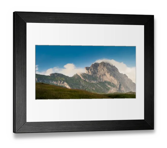 Framed Print : The Odle Heisler (Secede) in Val Gardena, Dolomites, Italy Framed Print : The Odle Heisler (Secede) in Val Gardena, Dolomites, Italy