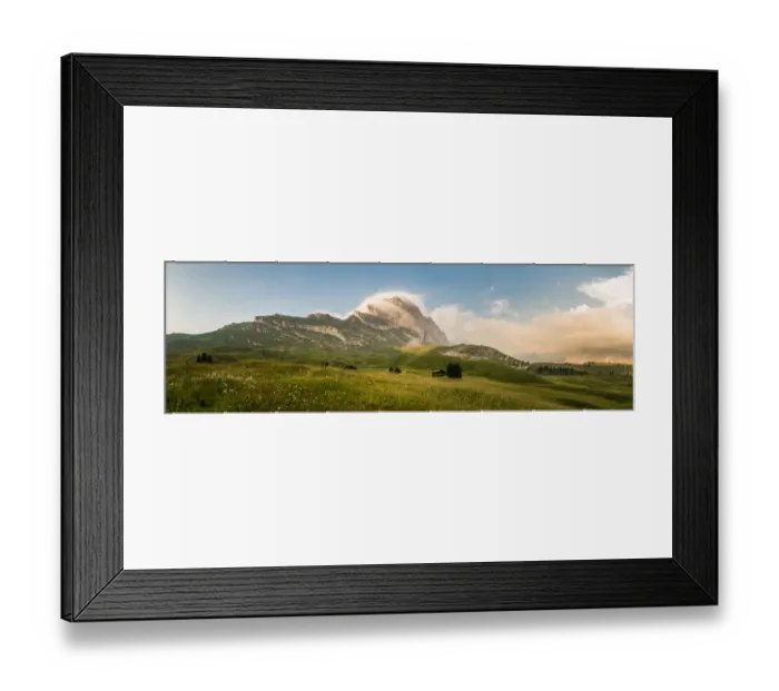 Framed Print : The Odle Heisler (Secede) in Val Gardena, Dolomites, Italy Framed Print : The Odle Heisler (Secede) in Val Gardena, Dolomites, Italy