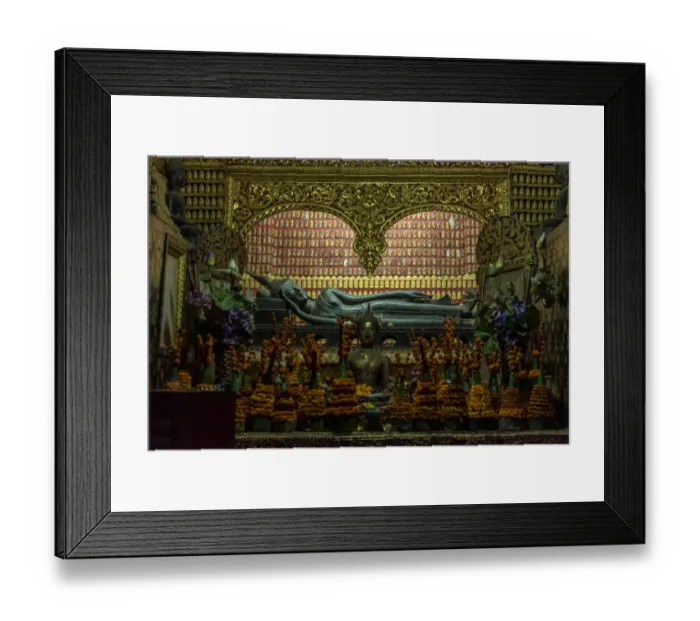 Framed Print : Buddha statue in Wat Xieng Thong, Buddhist temple in Luang Prabang World Heritage, Laos Framed Print : Buddha statue in Wat Xieng Thong, Buddhist temple in Luang Prabang World Heritage, Laos