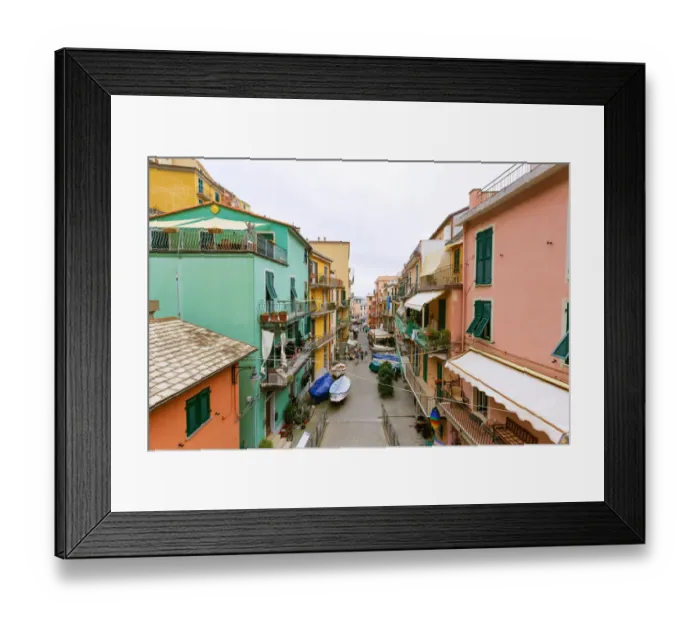 Framed Print : Manarola small town, Cinque Terre, Liguria, Italy Framed Print : Manarola small town, Cinque Terre, Liguria, Italy
