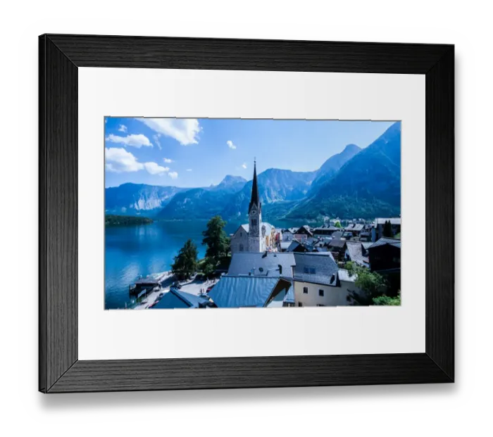 Framed Print : Hallstatt. The small picturesque town Hallstatt in the heart of the Austrian Alps Framed Print : Hallstatt. The small picturesque town Hallstatt in the heart of the Austrian Alps