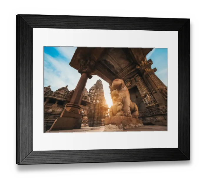 Framed Print : Lion statue at a temple in Khajuraho