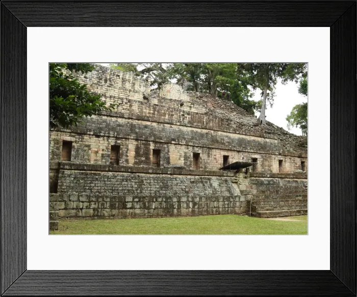 Framed Print : Ruined Mayan temple, Copan, Honduras