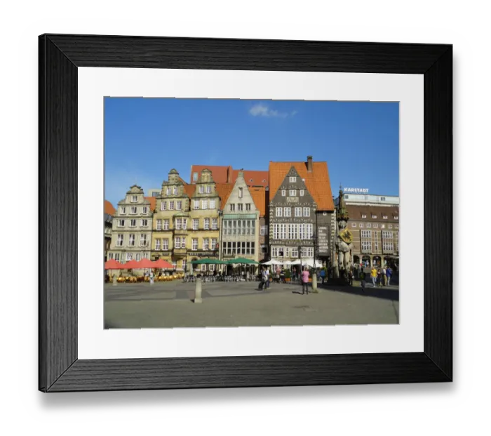 Framed Print : Bremen Rathausplatz, Roland Statue, Bremen Germany Framed Print : Bremen Rathausplatz, Roland Statue, Bremen Germany