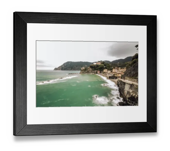 Framed Print : Monterosso al Mare coastline, Cinque Terre, Italy