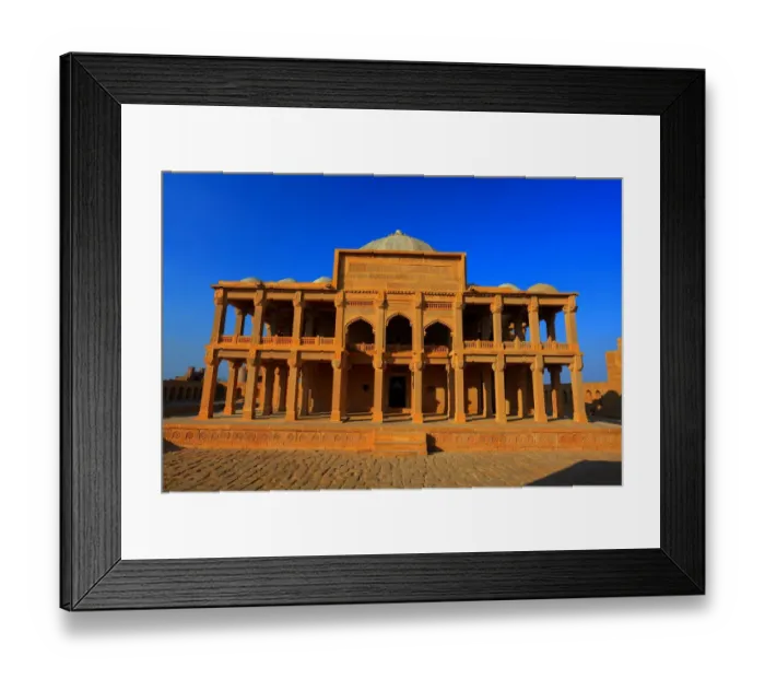 Framed Print : Tomb of Isa Khan Tarkhan at Makli Hill Framed Print : Tomb of Isa Khan Tarkhan at Makli Hill