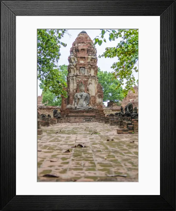 Framed Print : Buddha statu at Wat Mahatat Ayutthaya Framed Print : Buddha statu at Wat Mahatat Ayutthaya