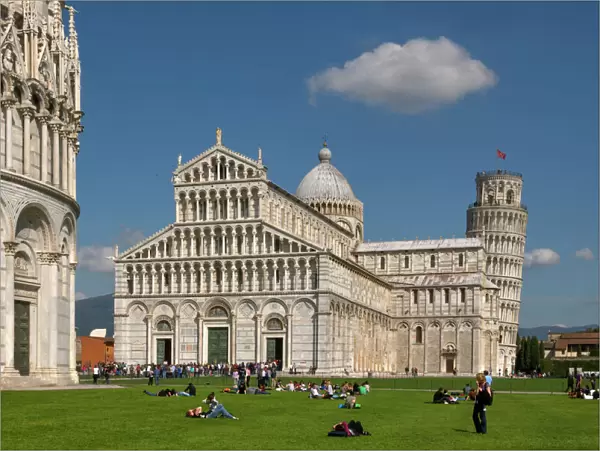 Leaning Tower of Pisa and Duomo in Italy