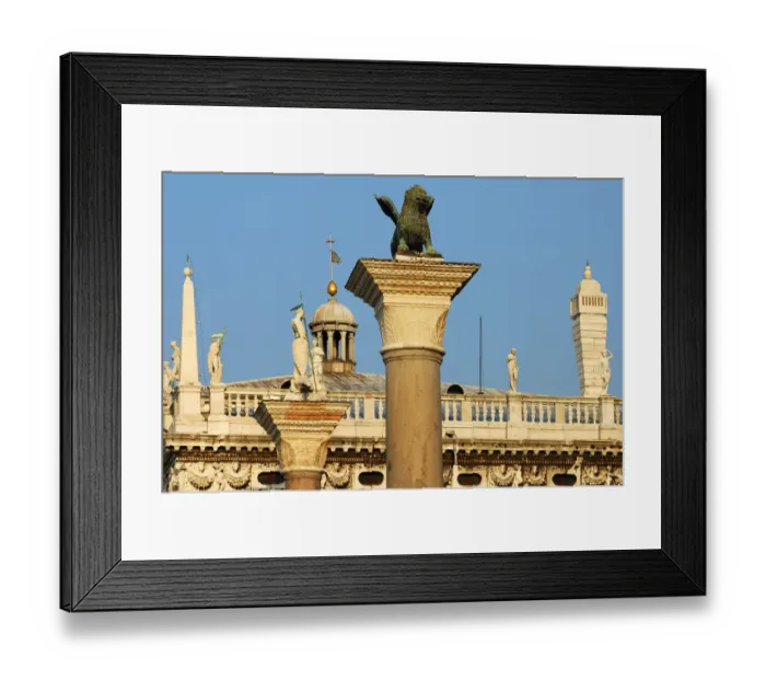Framed Print : Column of the lion of Saint Mark, San Marco square, Venice, Italy Framed Print : Column of the lion of Saint Mark, San Marco square, Venice, Italy