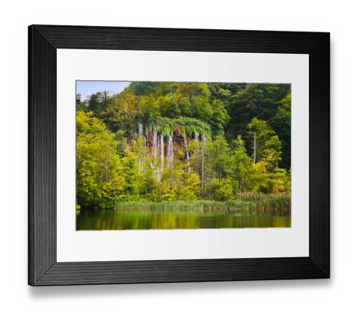 Framed Print : Plitvice lakes in Croatia Framed Print : Plitvice lakes in Croatia