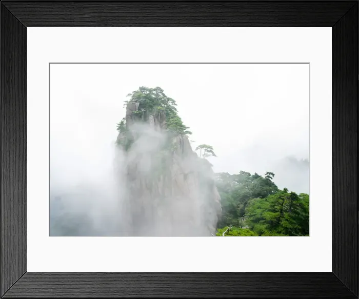 Framed Print : HuangShan, AnHui, China Framed Print : HuangShan, AnHui, China
