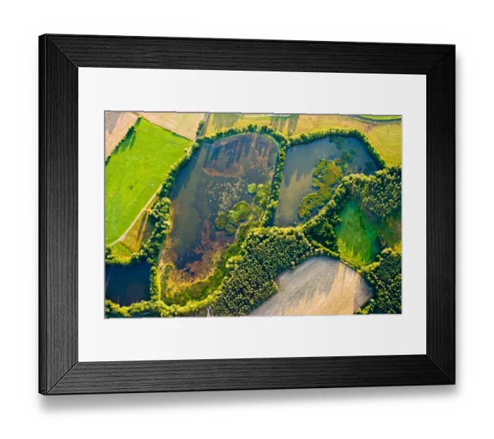 Framed Print : Luftaufnahmen der Lausitzer Heide- und Teichlandschaft Framed Print : Luftaufnahmen der Lausitzer Heide- und Teichlandschaft