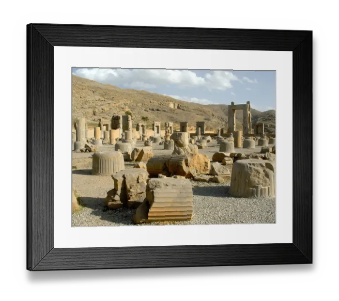 Framed Print : Scattered ruins of ancient Persepolis palace - Iran Framed Print : Scattered ruins of ancient Persepolis palace - Iran