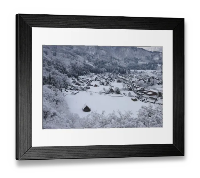 Framed Print : Traditional Shirakawa-go Village in Winter Framed Print : Traditional Shirakawa-go Village in Winter