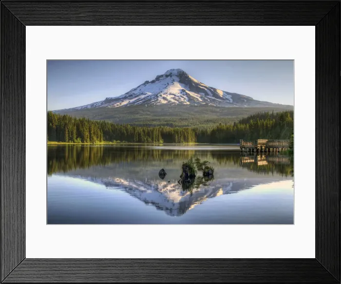 Framed Print : Reflection of Mount Hood on Trillium Lake Framed Print : Reflection of Mount Hood on Trillium Lake