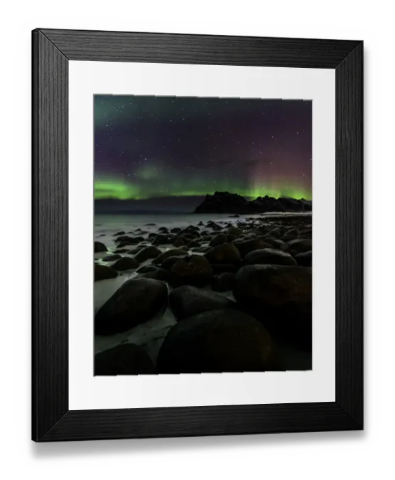 Framed Print : Northern Lights from Utakliev beach
