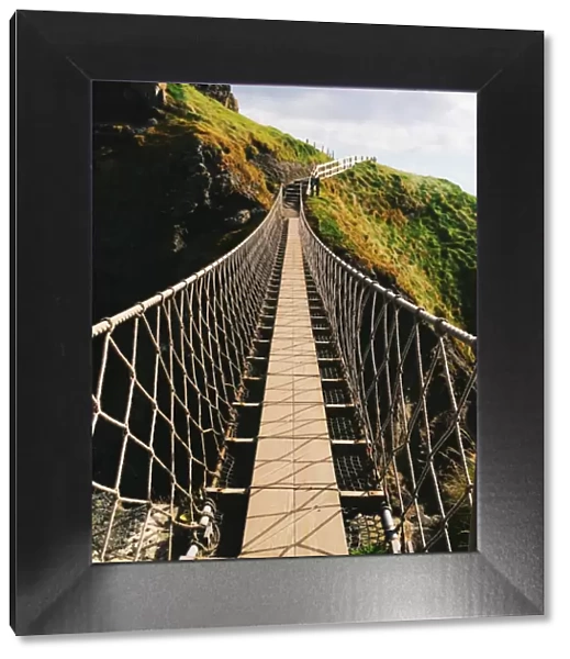 Carrick-a-rede rope bridge, Northern Ireland