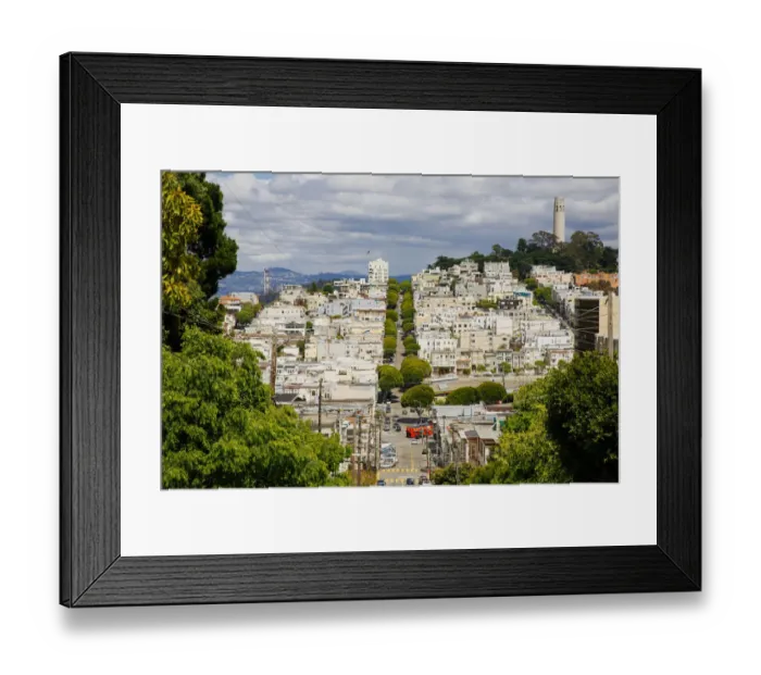 Framed Print : San Francisco streets and skyline, California, USA Framed Print : San Francisco streets and skyline, California, USA