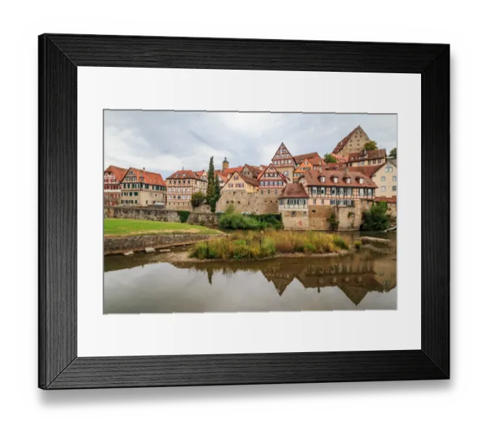 Framed Print : Historic centre of SchwAÔé¼bisch Hall on the Kocher River, Baden-WAOErttemberg, Germany