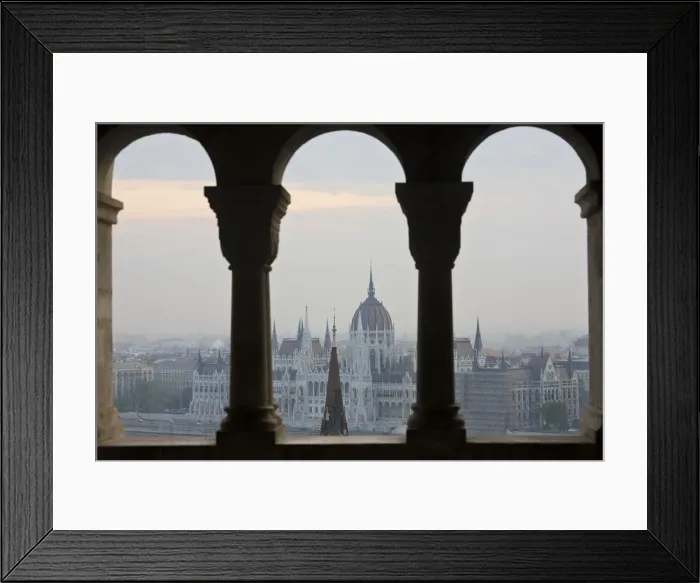 Framed Print : The Parliament Building in Budapest, Hungary Framed Print : The Parliament Building in Budapest, Hungary
