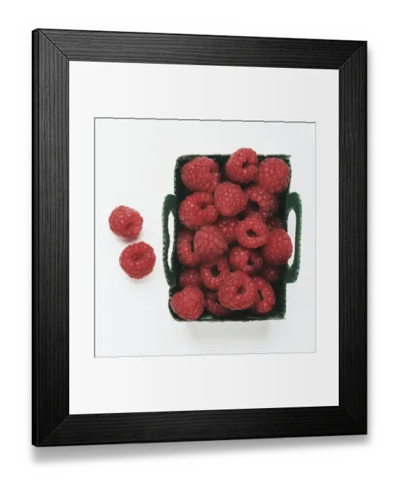 Framed Print : Punnet of raspberries, view from above Framed Print : Punnet of raspberries, view from above