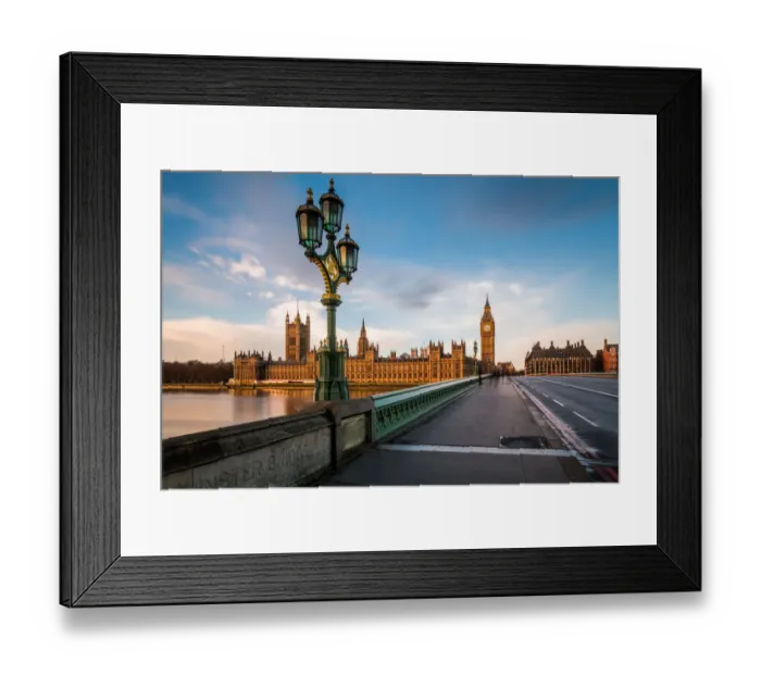 Framed Print : London Icon Framed Print : London Icon