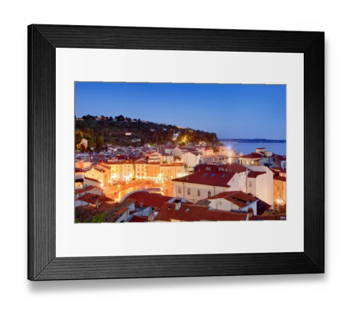 Framed Print : Entertainment Square