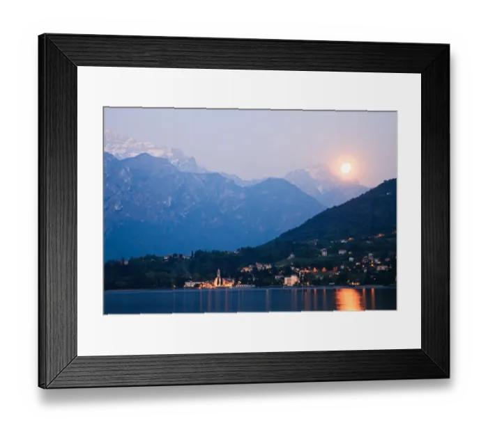 Framed Print : Moonrise over lake Como